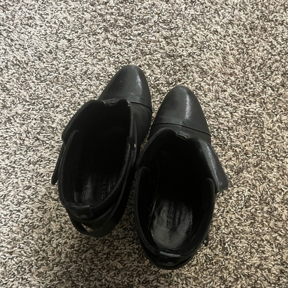 Rag and Bone Harrow Bootie - Picture 7 of 7